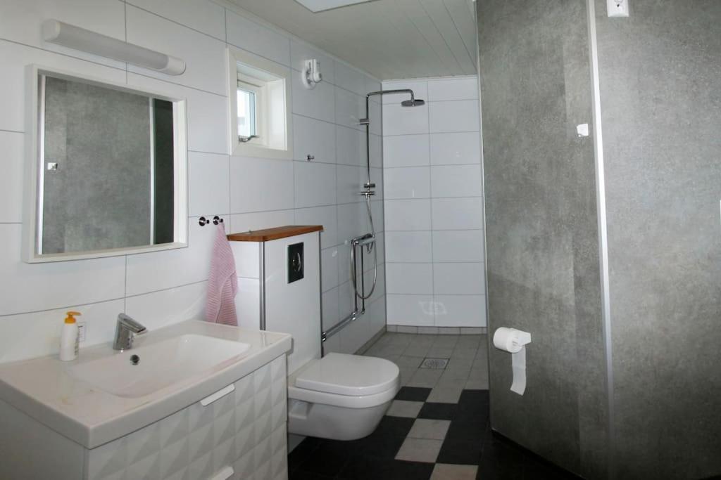 Nesseby Guesthouse Varangerbotn Экстерьер фото