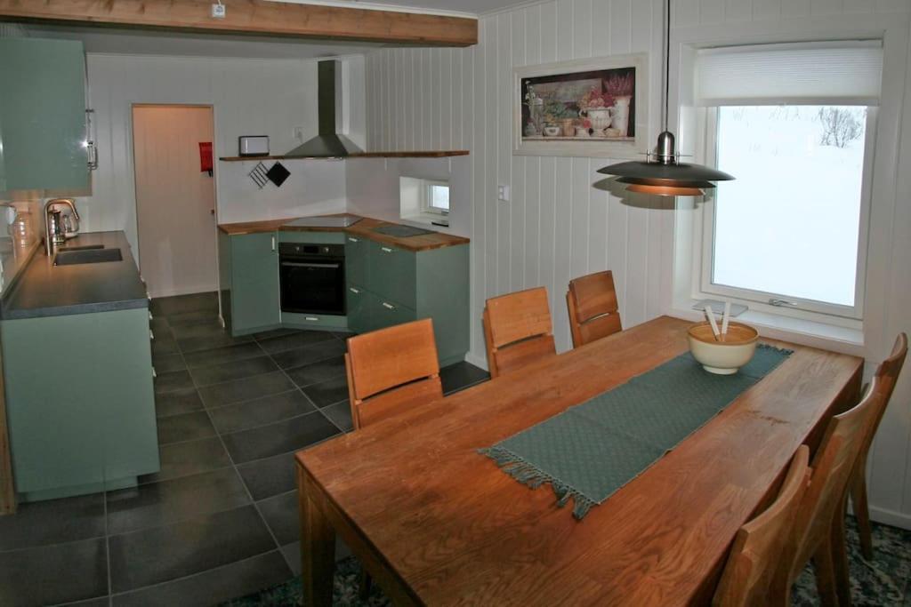 Nesseby Guesthouse Varangerbotn Экстерьер фото